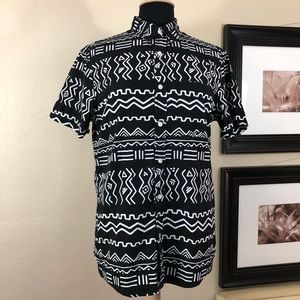 Forever 21 Black Tribal Print Short Sleeve Button